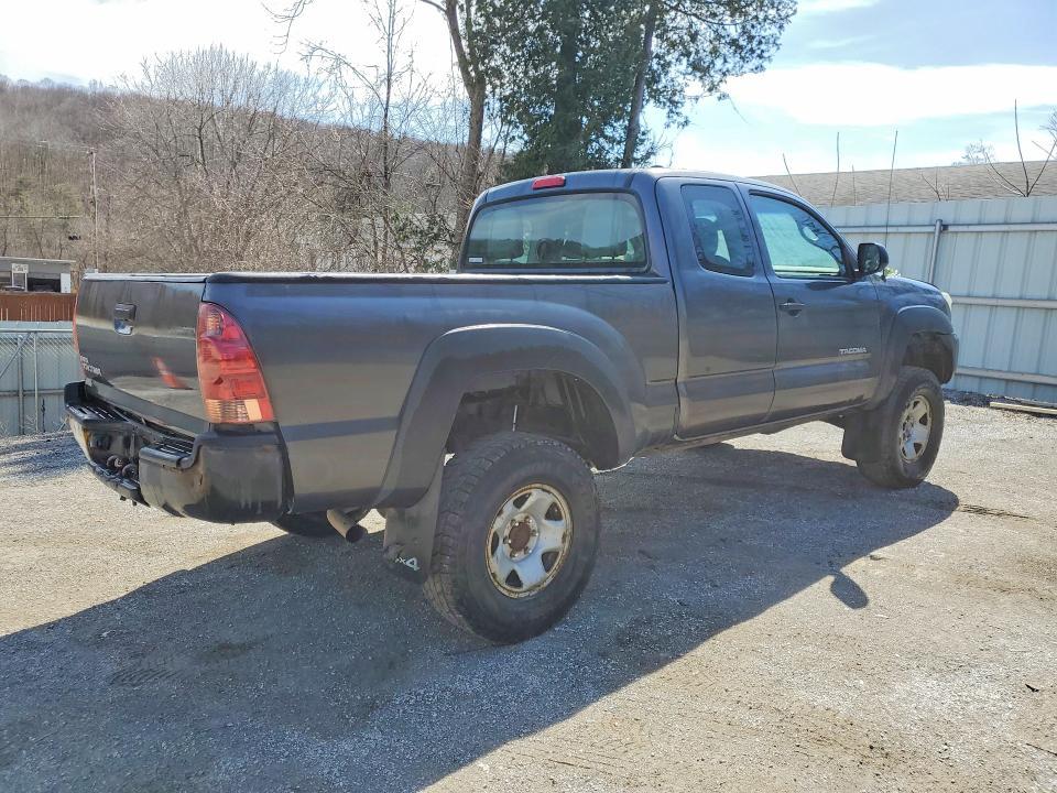 2013 Toyota Tacoma Base