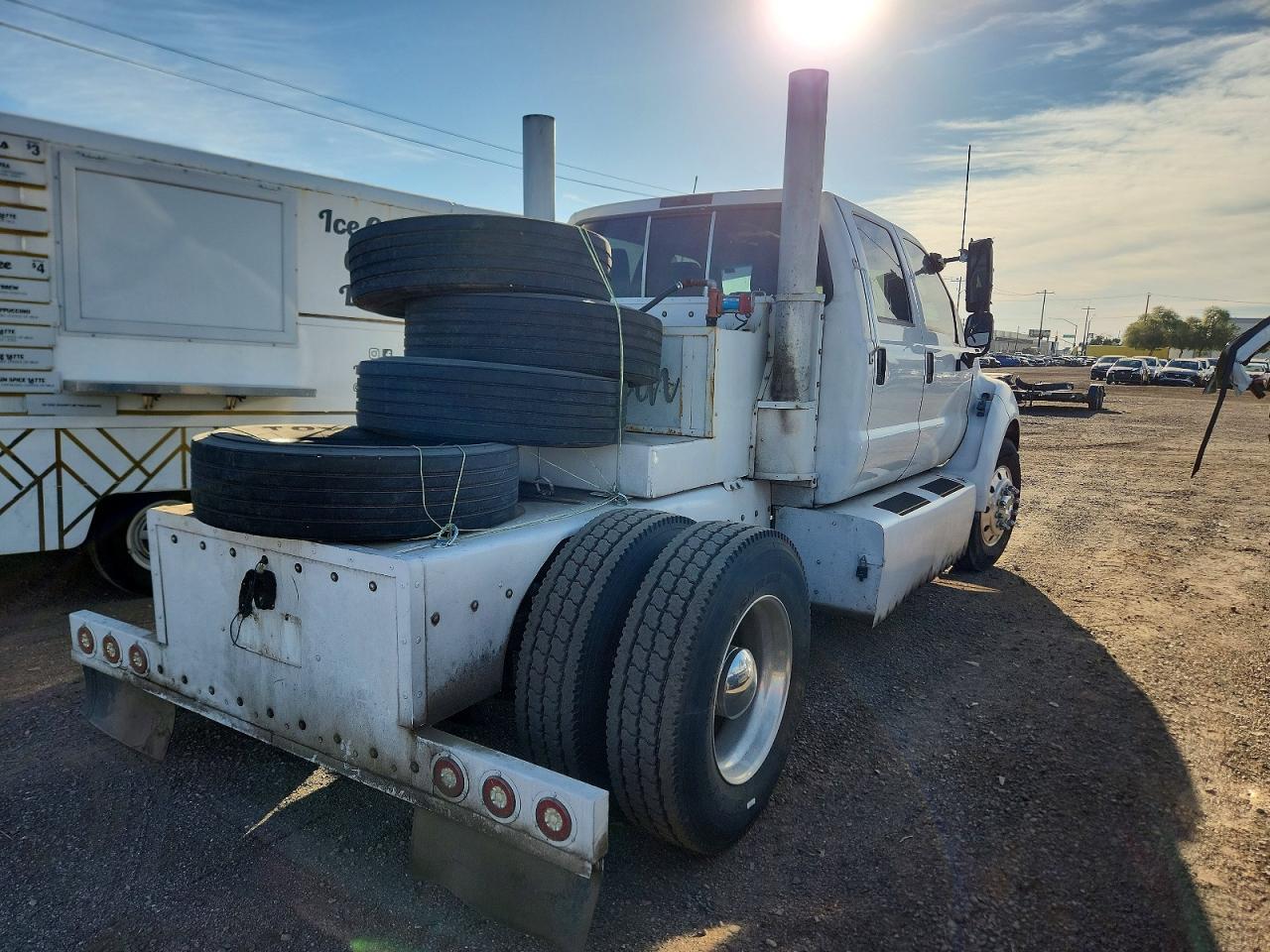 2001 Ford F650 Super Duty Truck Cab AND Chassis