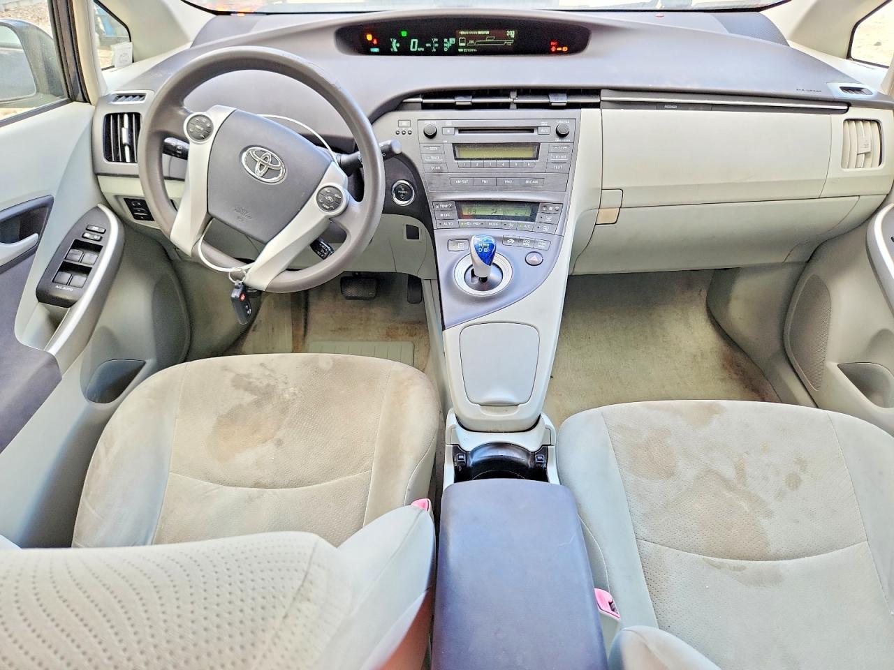 2010 Toyota Prius ii