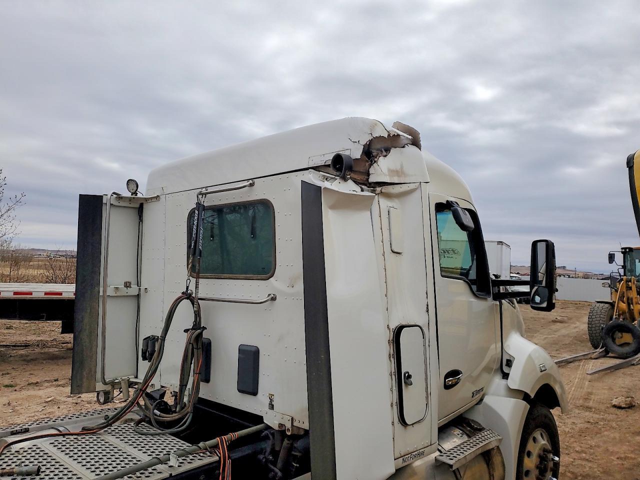 2020 Kenworth T680 Semi Truck