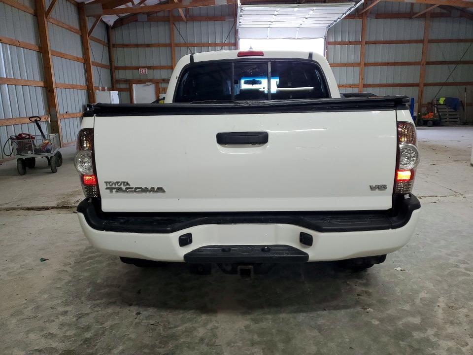 2015 Toyota Tacoma V6