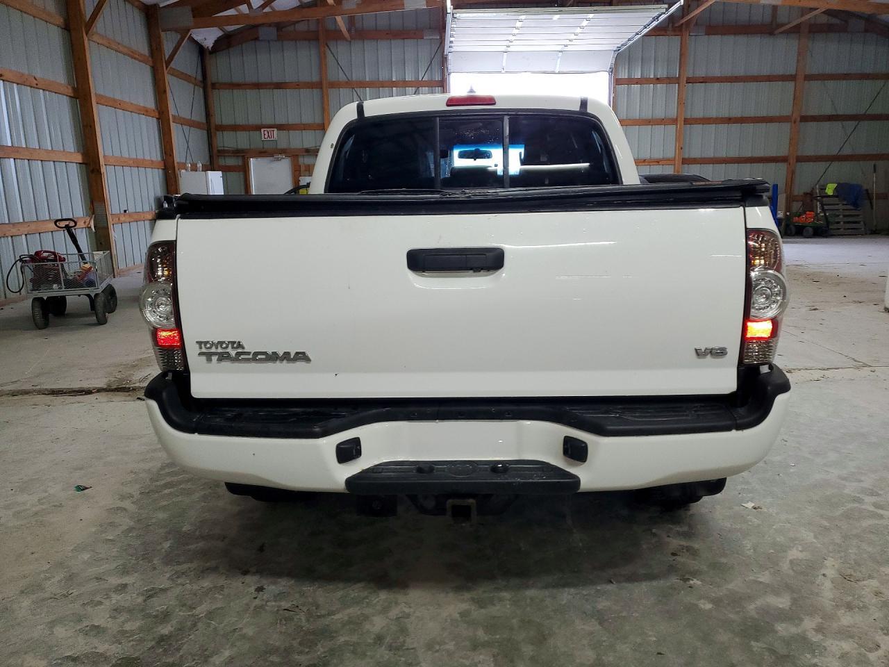 2015 Toyota Tacoma V6