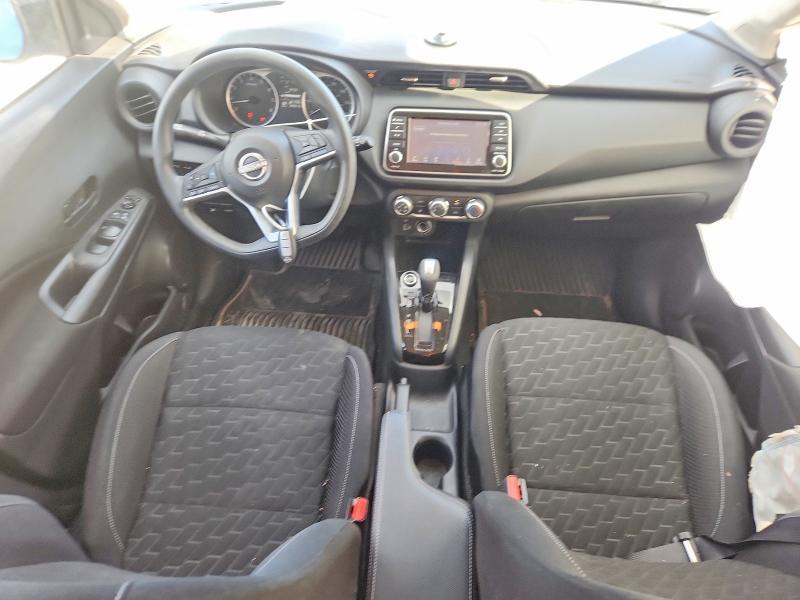 2022 Nissan Kicks s