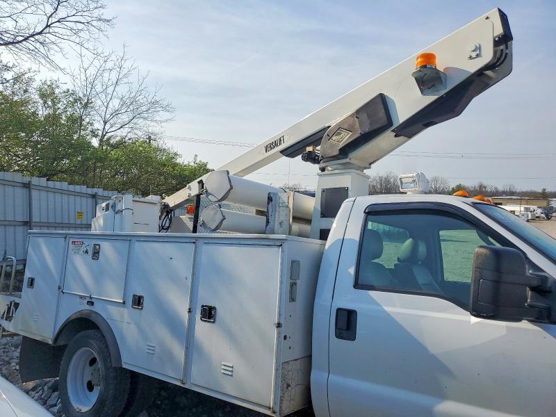 2013 Ford F450 Super Duty Bucket Truck
