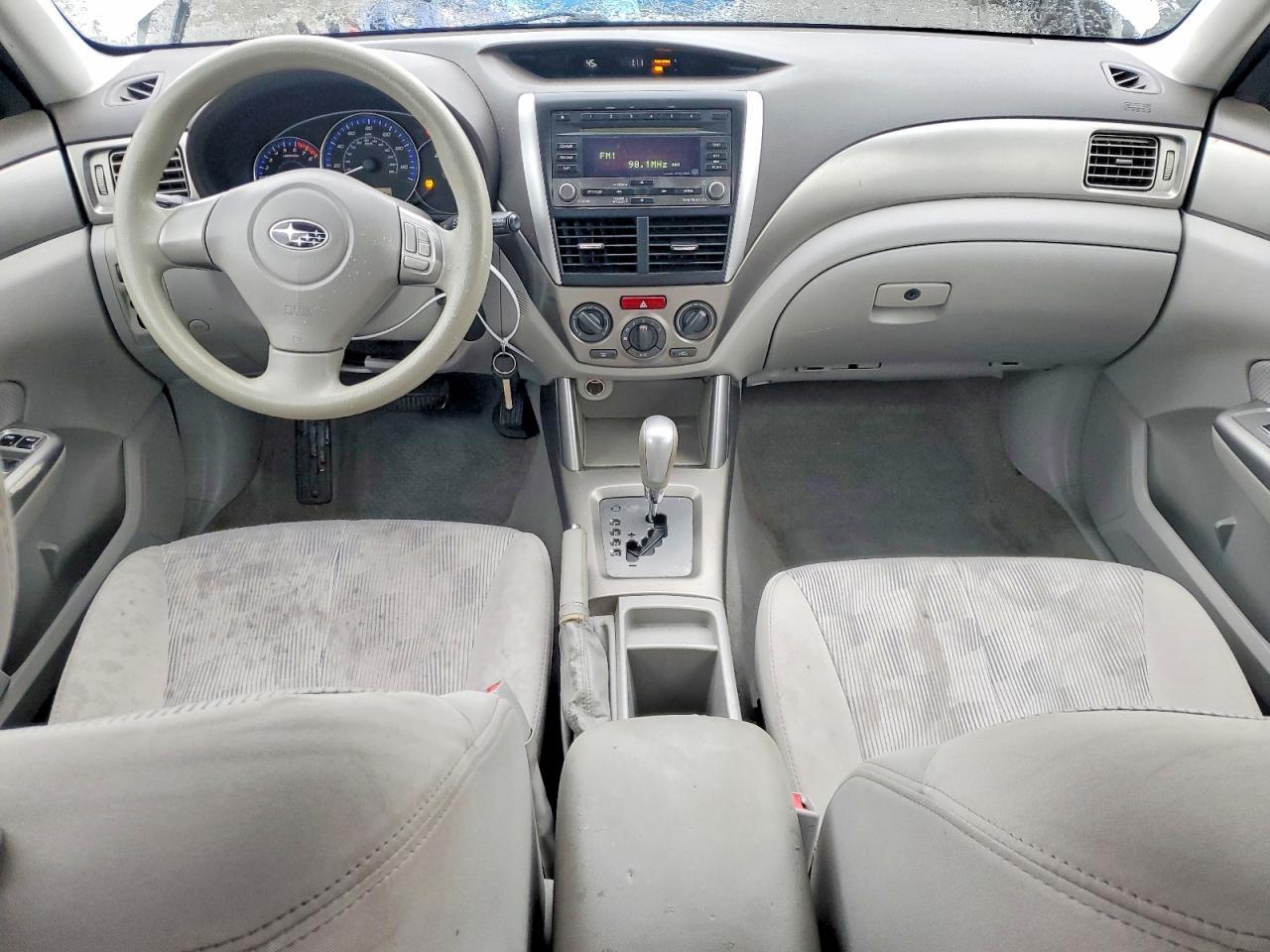 2010 Subaru Forester xs