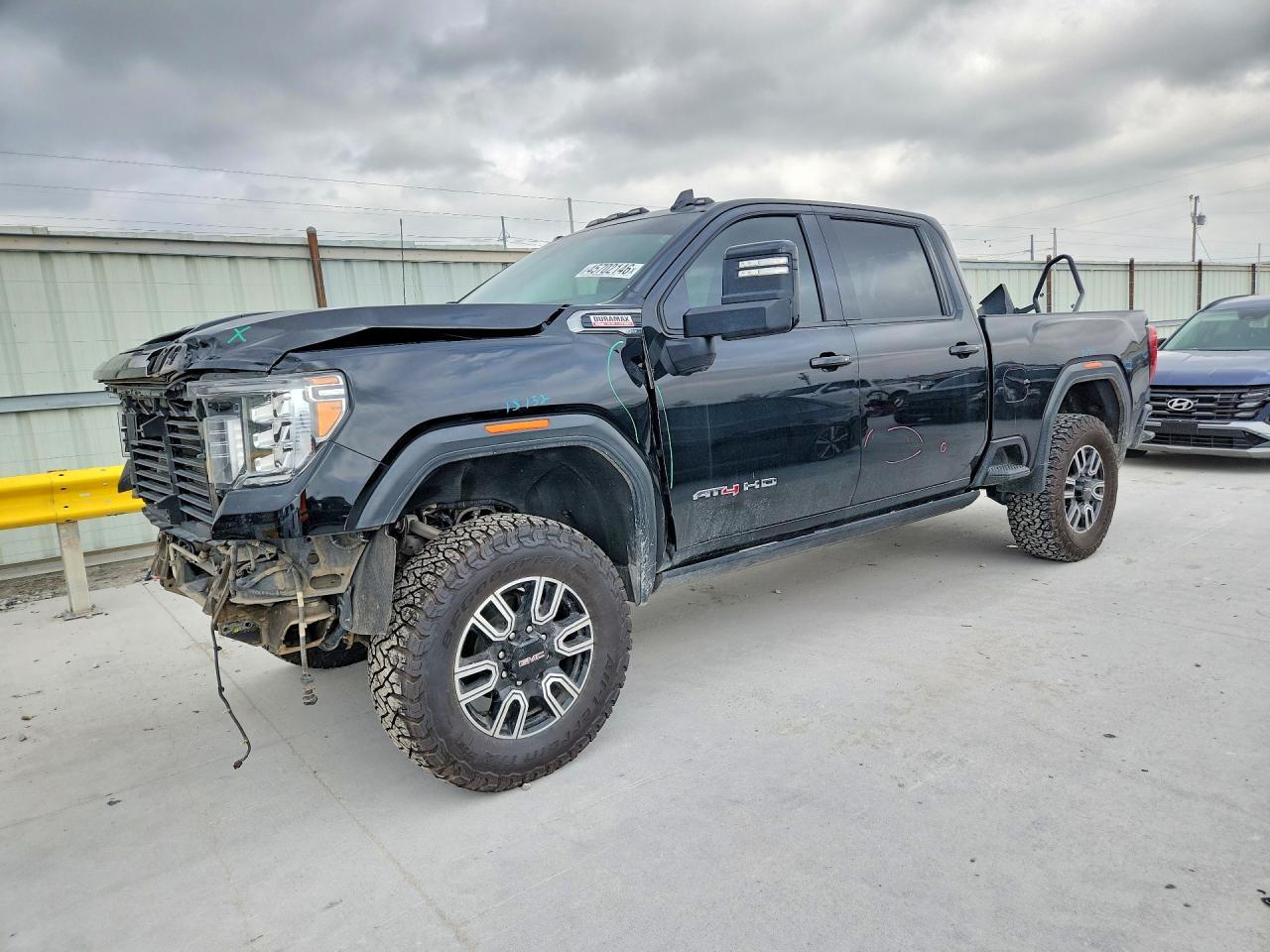 2021 GMC Sierra K2500 AT4