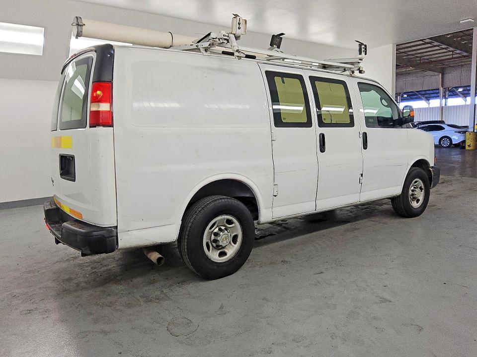 2013 Chev Express G2500