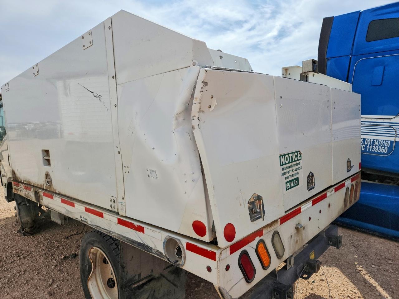 2016 Isuzu NPR HD