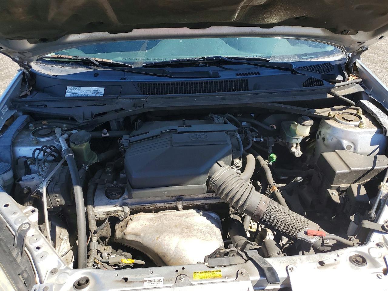 2005 Toyota Rav4 Base