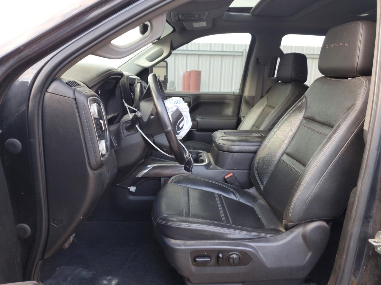 2020 GMC Sierra K3500 Denali