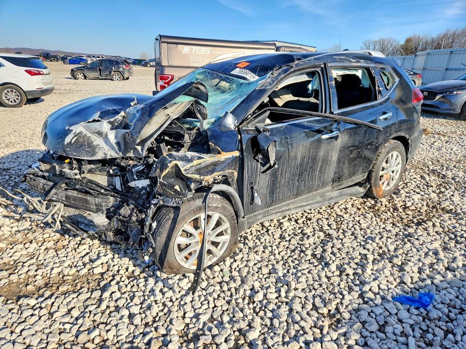 2018 Nissan Rogue sv