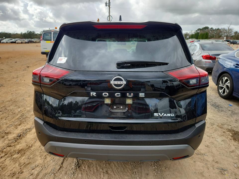 2023 Nissan Rogue sv