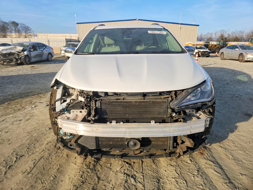 2018 Chrysler Pacifica Hybrid Limited