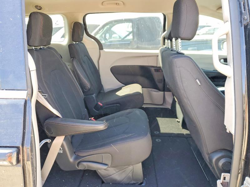 2017 Chrysler Pacifica lx