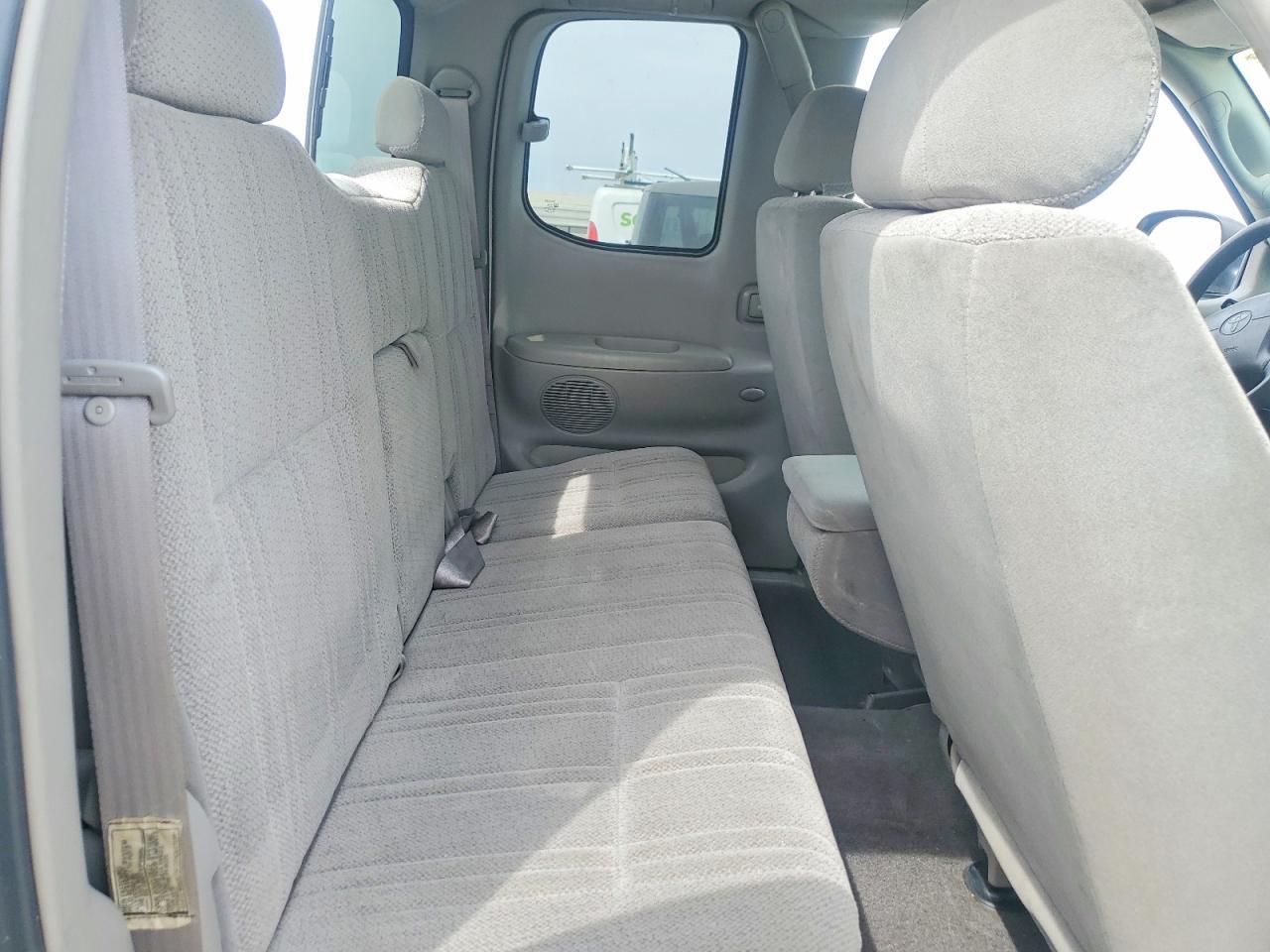 2000 Toyota Tundra SR5