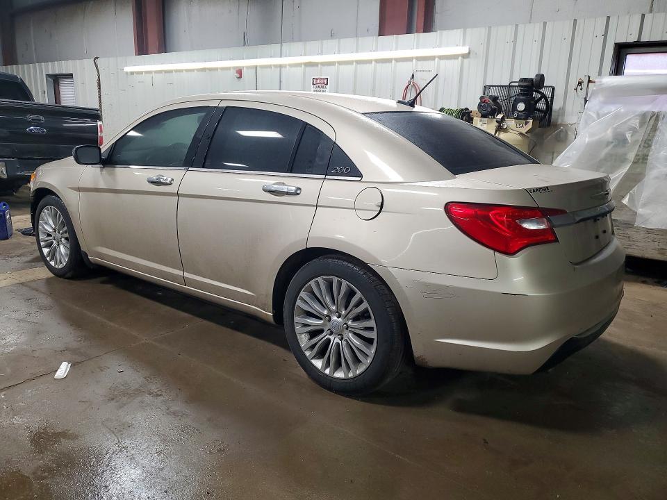 2013 Chrysler 200 Limited