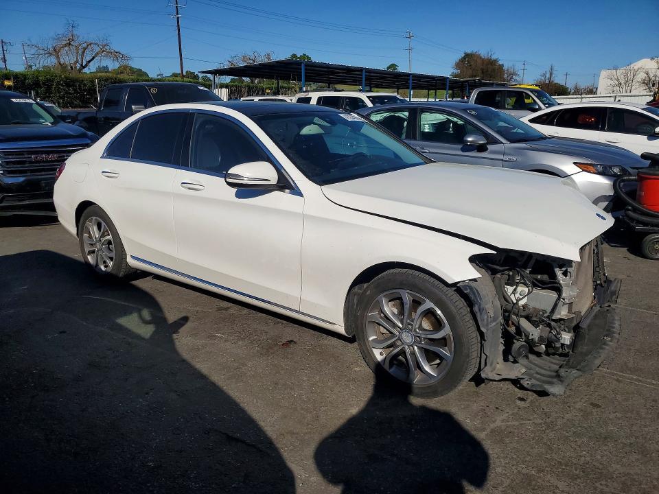 2016 Mercedes-Benz C300