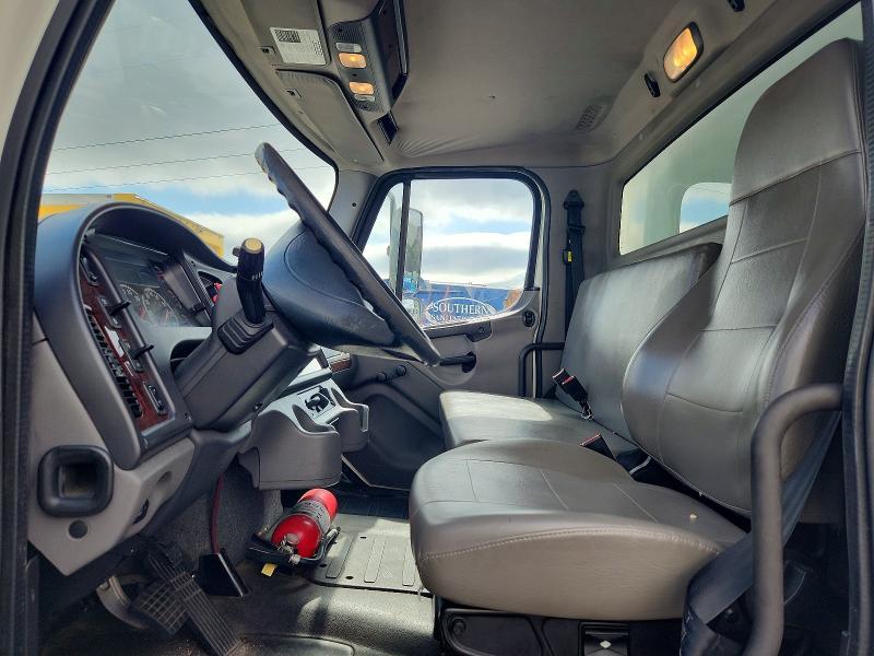 2019 Freigliner 2019 Freightliner Business Class M2 BOX Truck