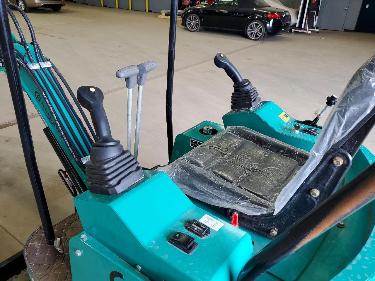 2025 Excavator Industrial Equipment