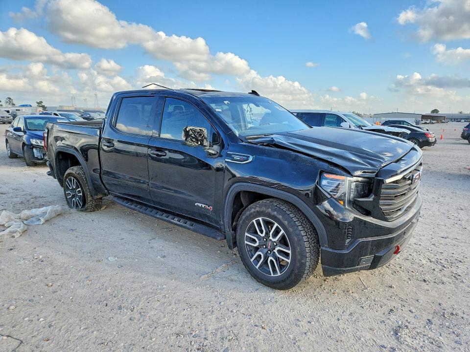 2025 GMC Sierra K1500 AT4