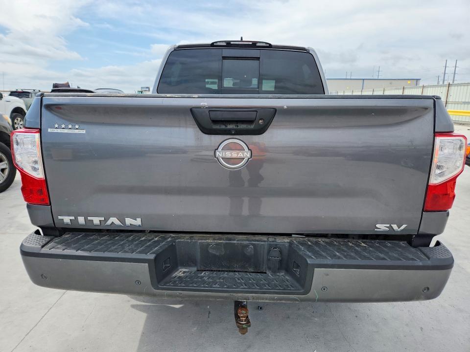 2024 Nissan Titan SV