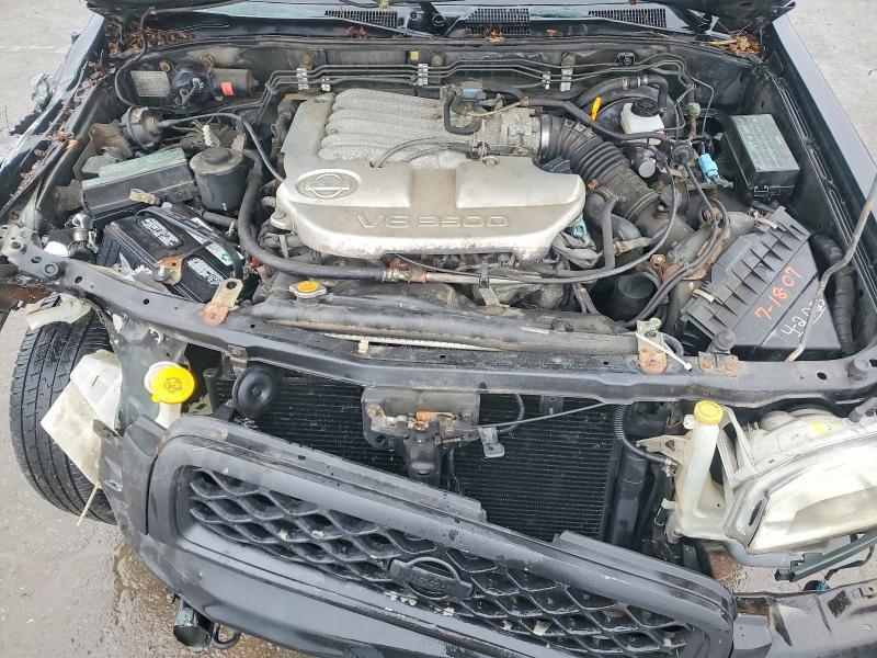 2001 Nissan Pathfinder se