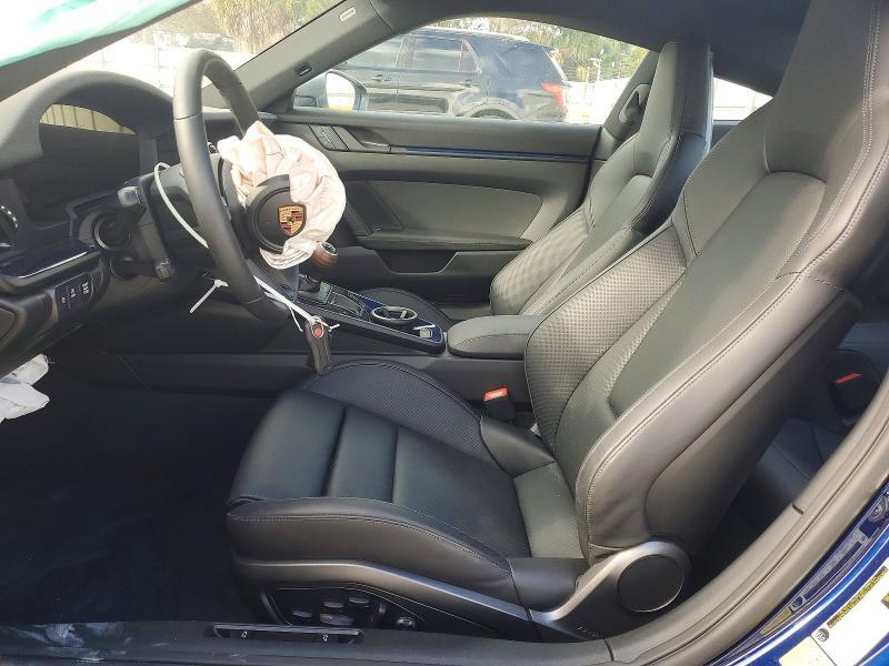 2025 Porsche 911 Carrera