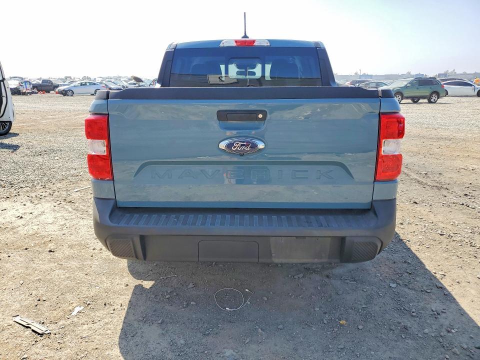 2022 Ford Maverick XL