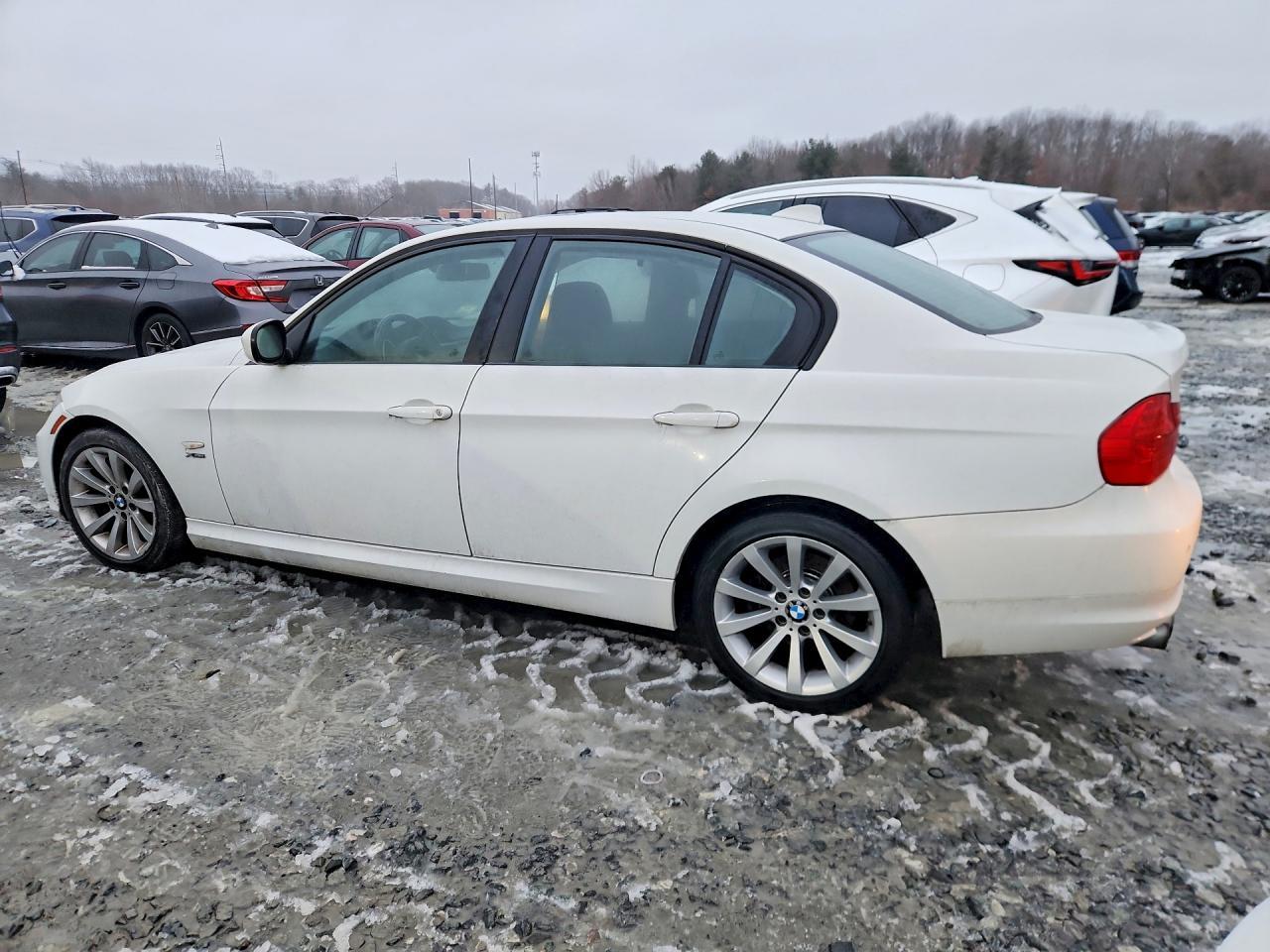 2011 BMW 328 xi Sulev