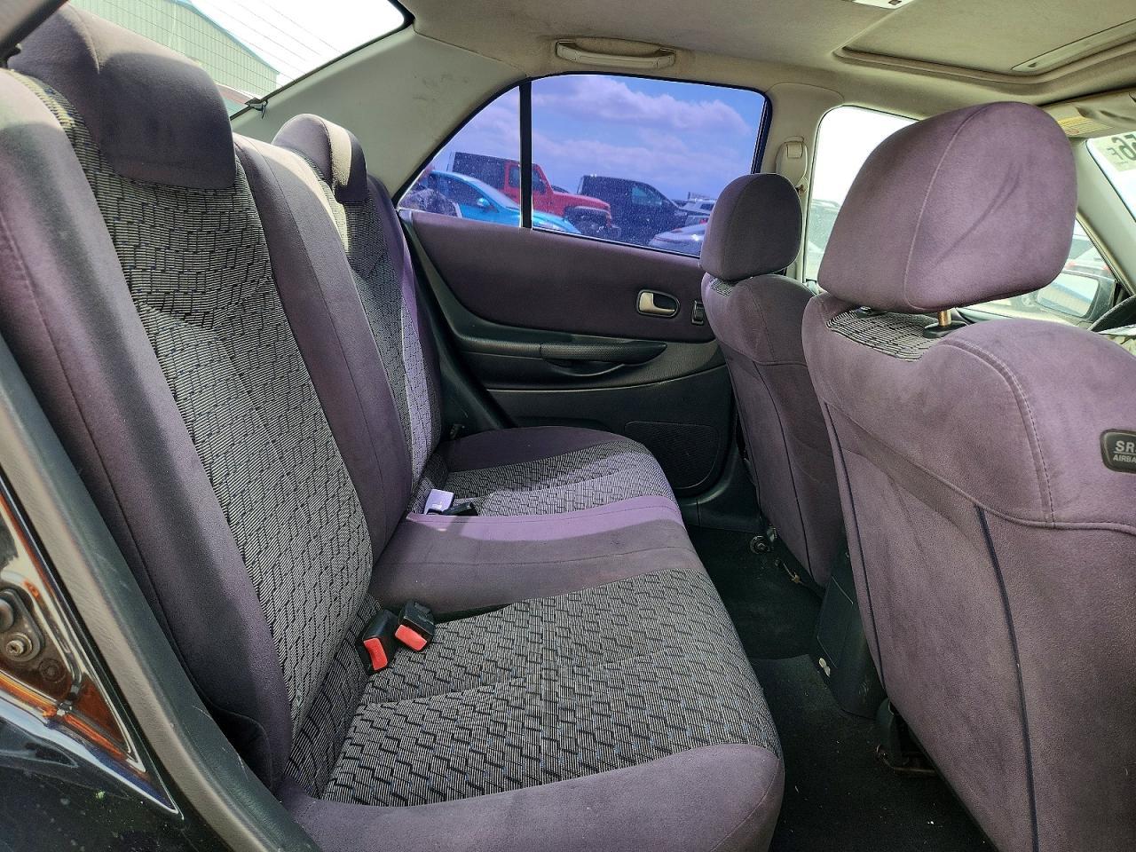 2002 Mazda Protege dx