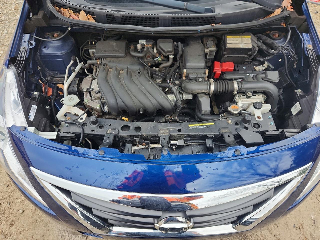 2018 Nissan Versa sv