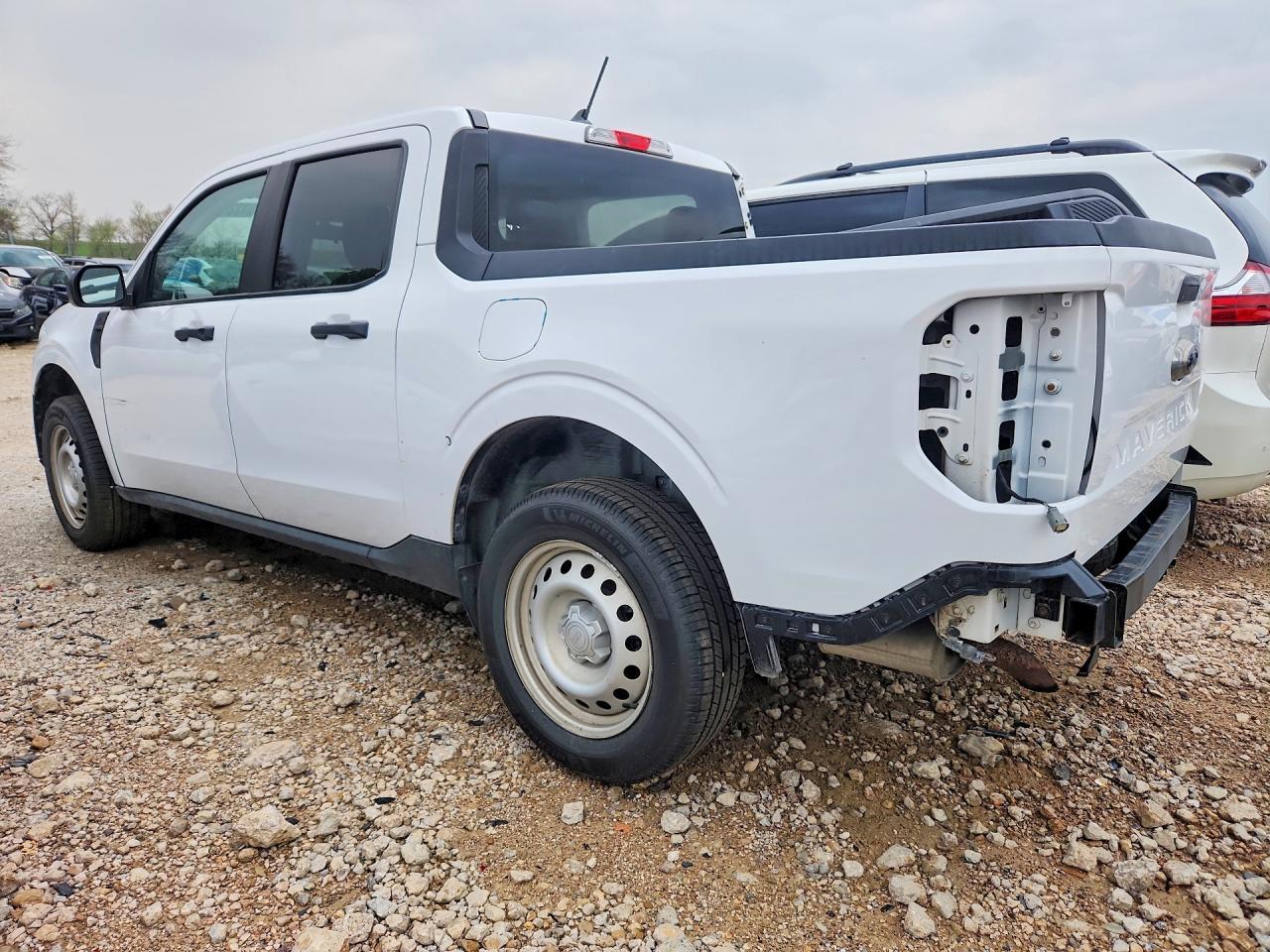 2022 Ford Maverick XL