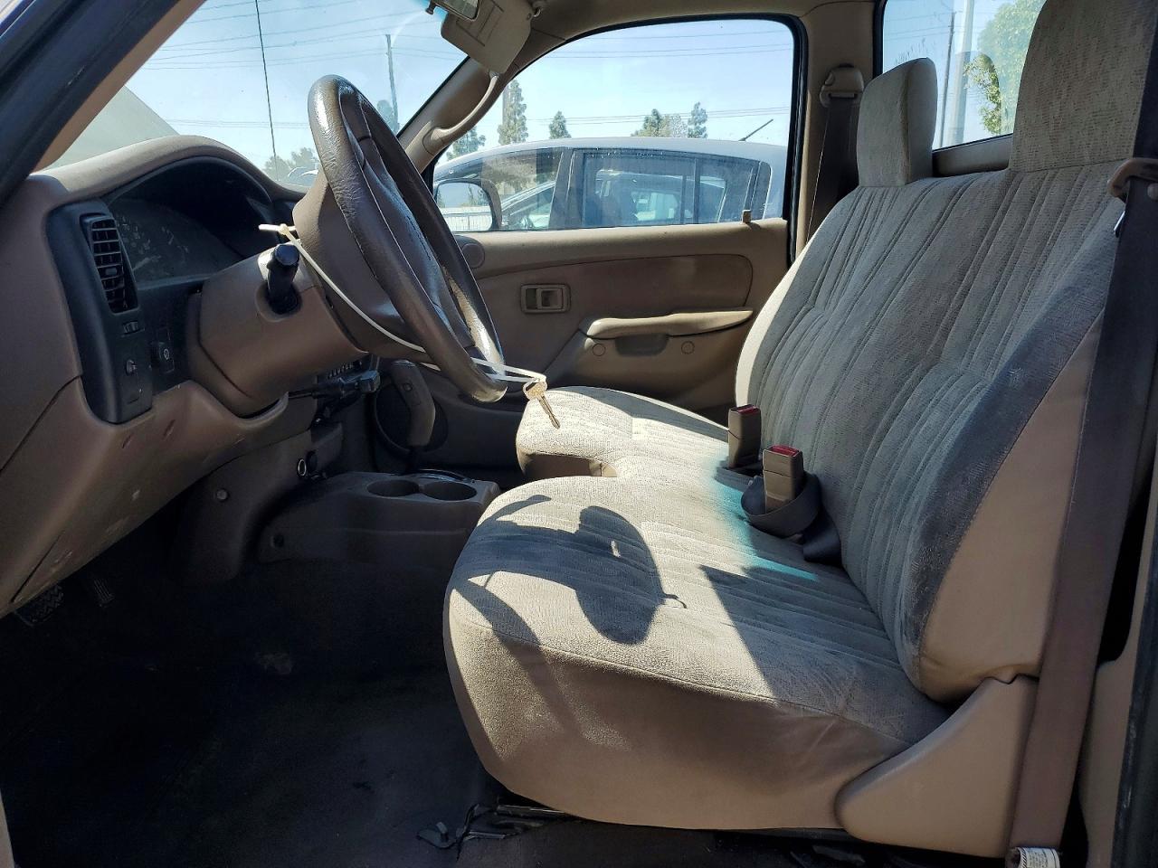 2001 Toyota Tacoma Base