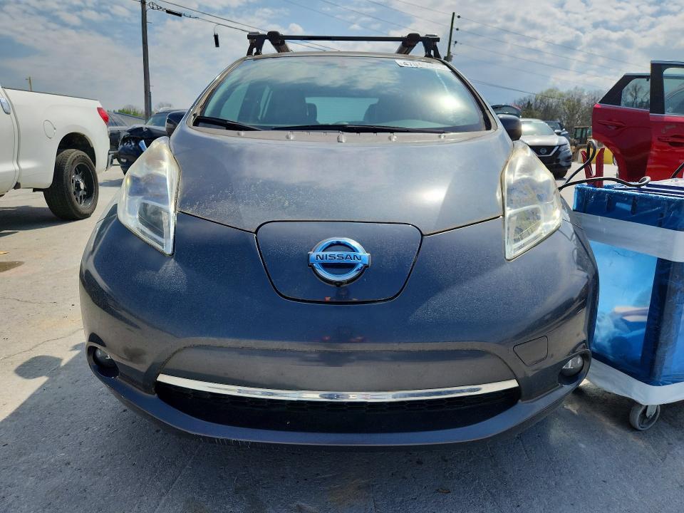 2013 Nissan Leaf s