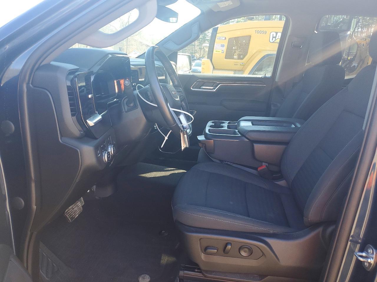 2022 GMC Sierra K1500 SLE