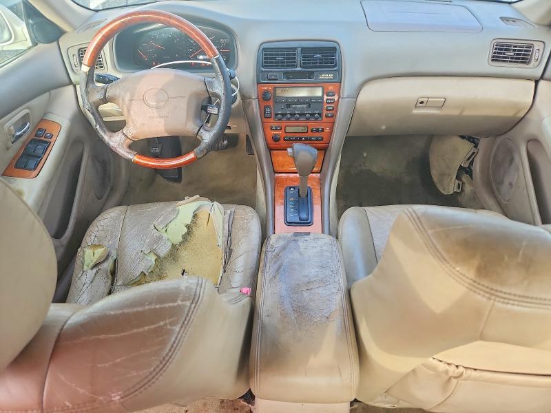 2001 Lexus Es 300 Base