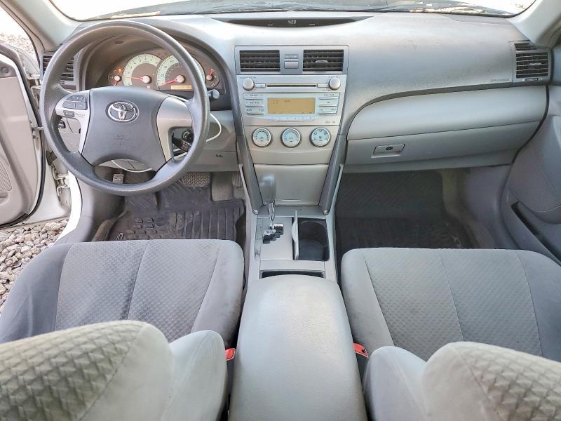 2009 Toyota Camry le V6