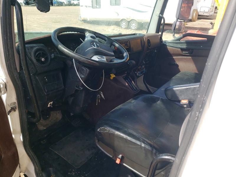 2024 Hino L6 BOX Truck
