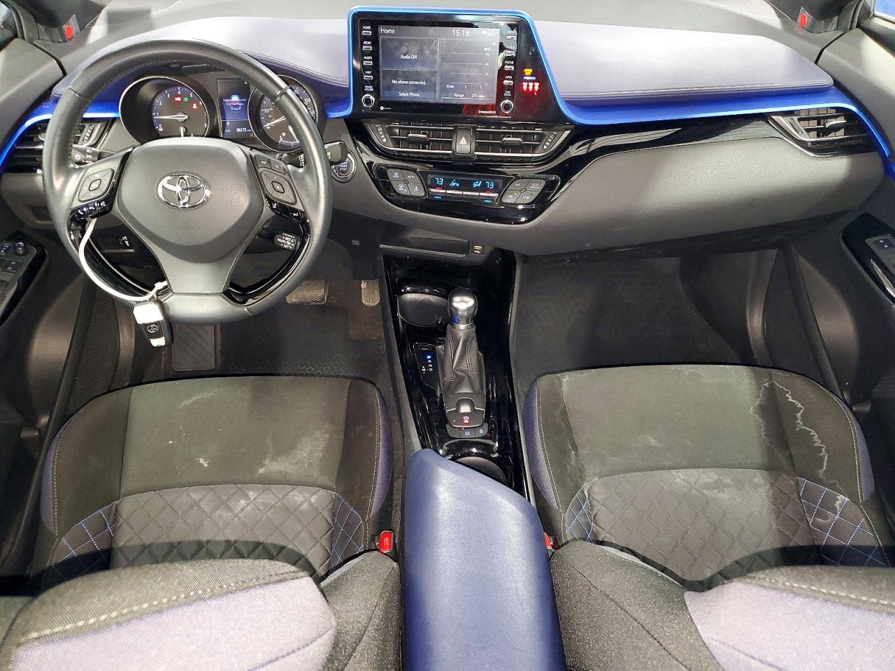2020 Toyota C-hr xle