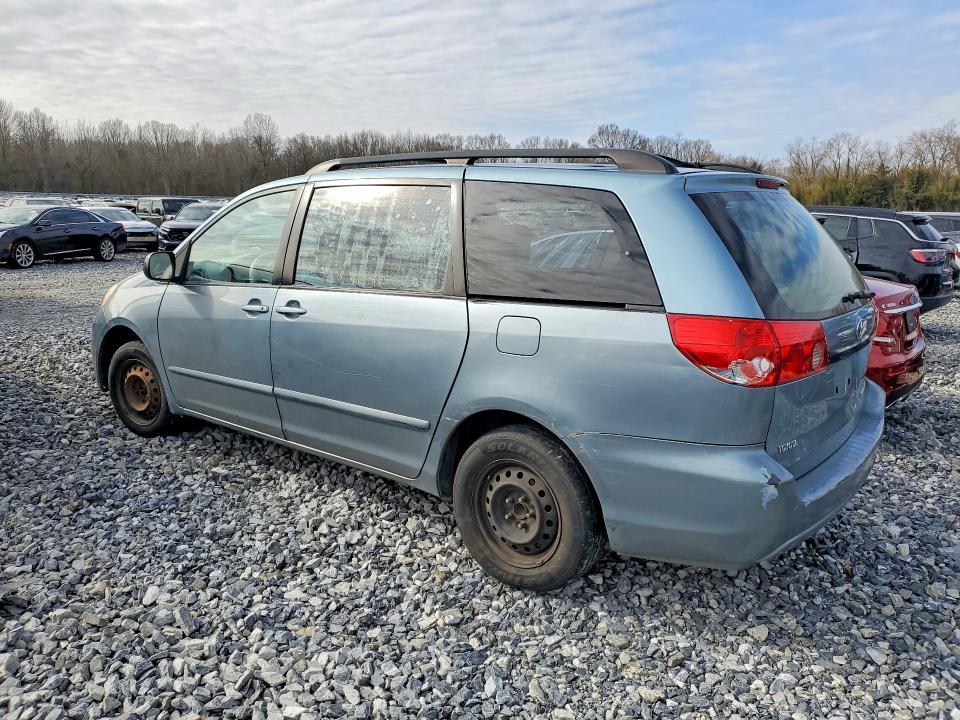 2007 Toyota Sienna ce 7-passenger