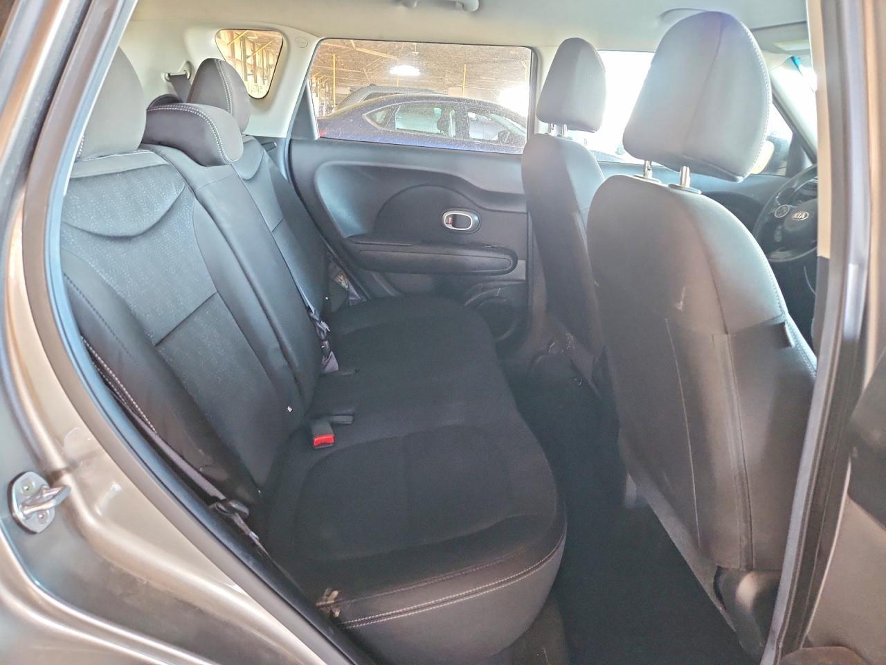 2017 KIA Soul Base