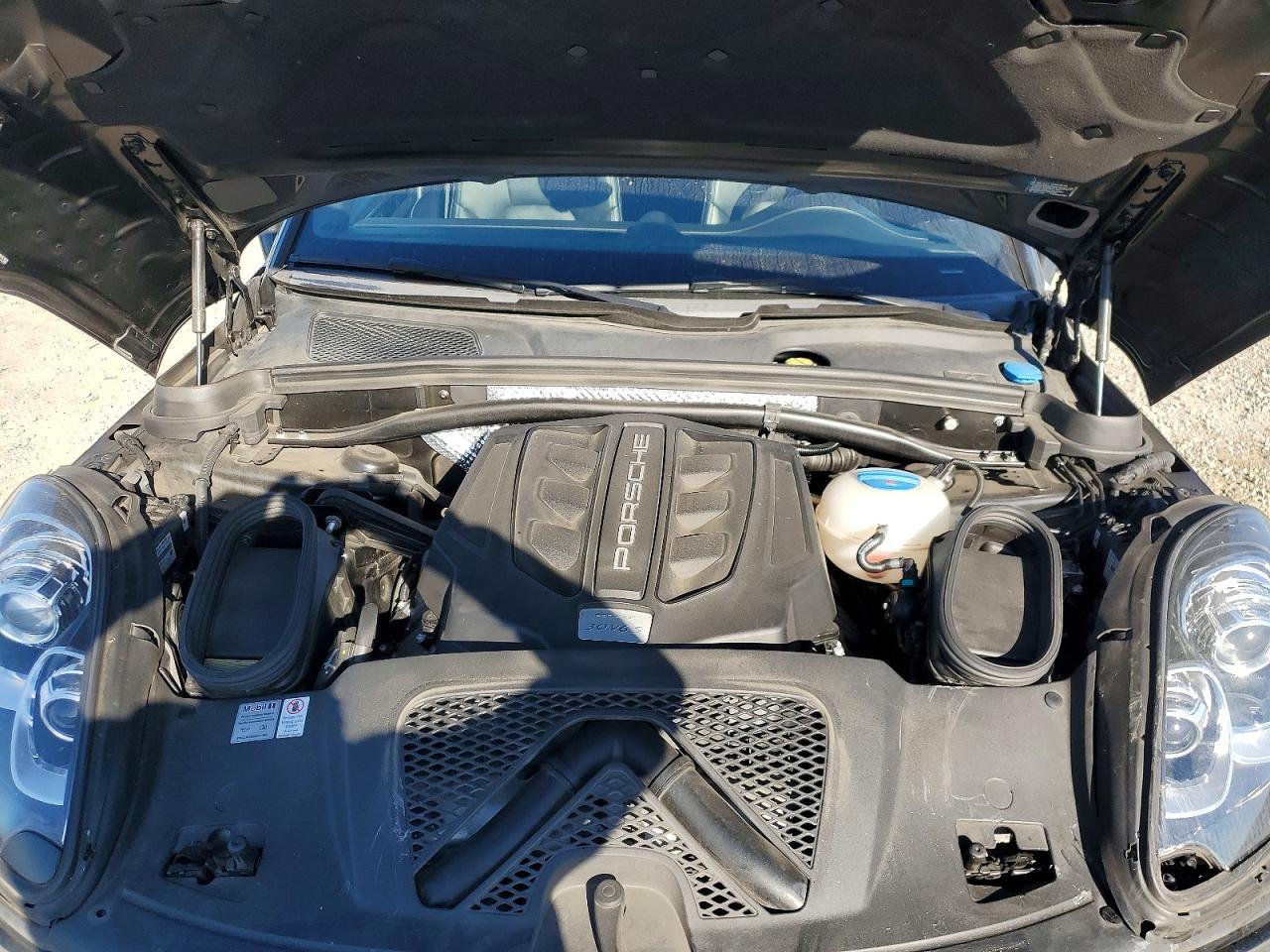 2018 Porsche Macan s