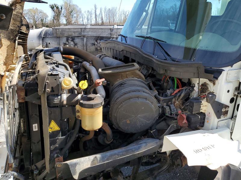 2013 International 7300 Bucket Truck