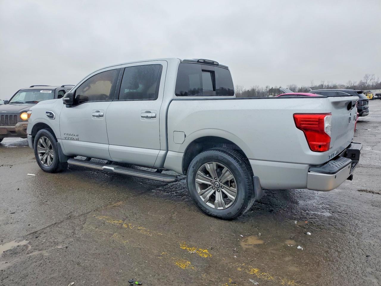 2017 Nissan Titan SV