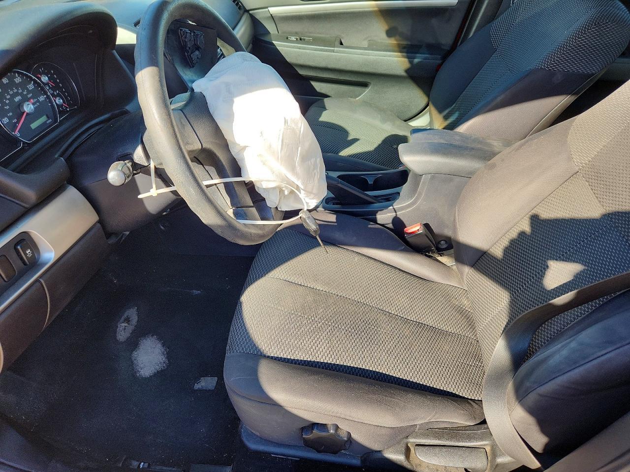 2012 Mitsubishi Galant fe