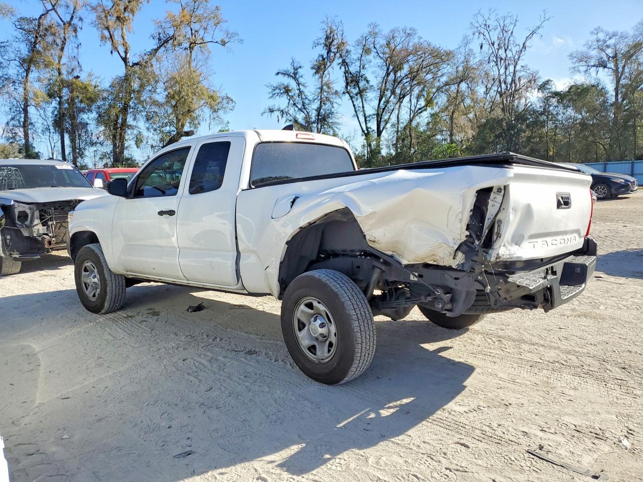 2022 Toyota Tacoma SR
