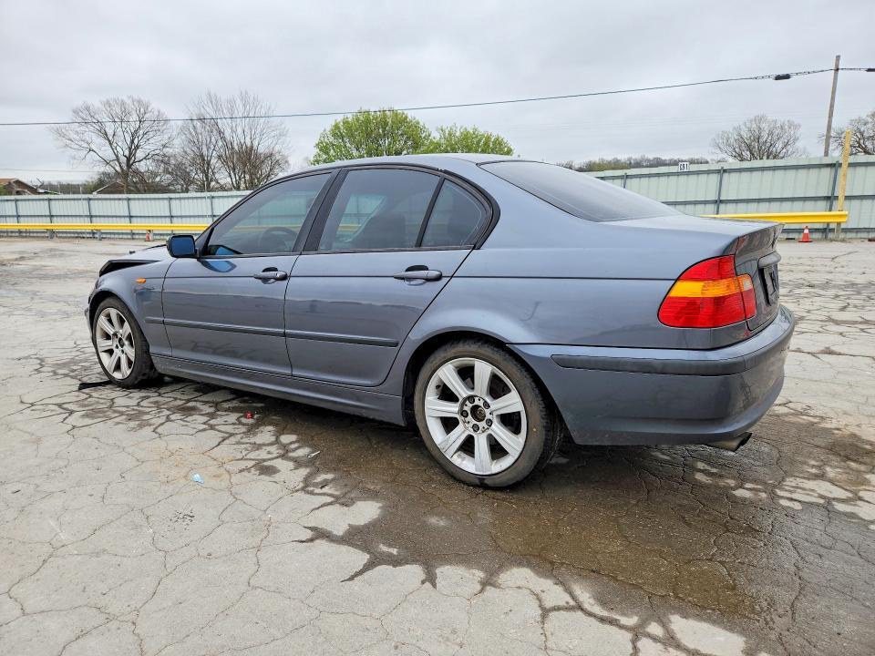 2002 BMW 325 i