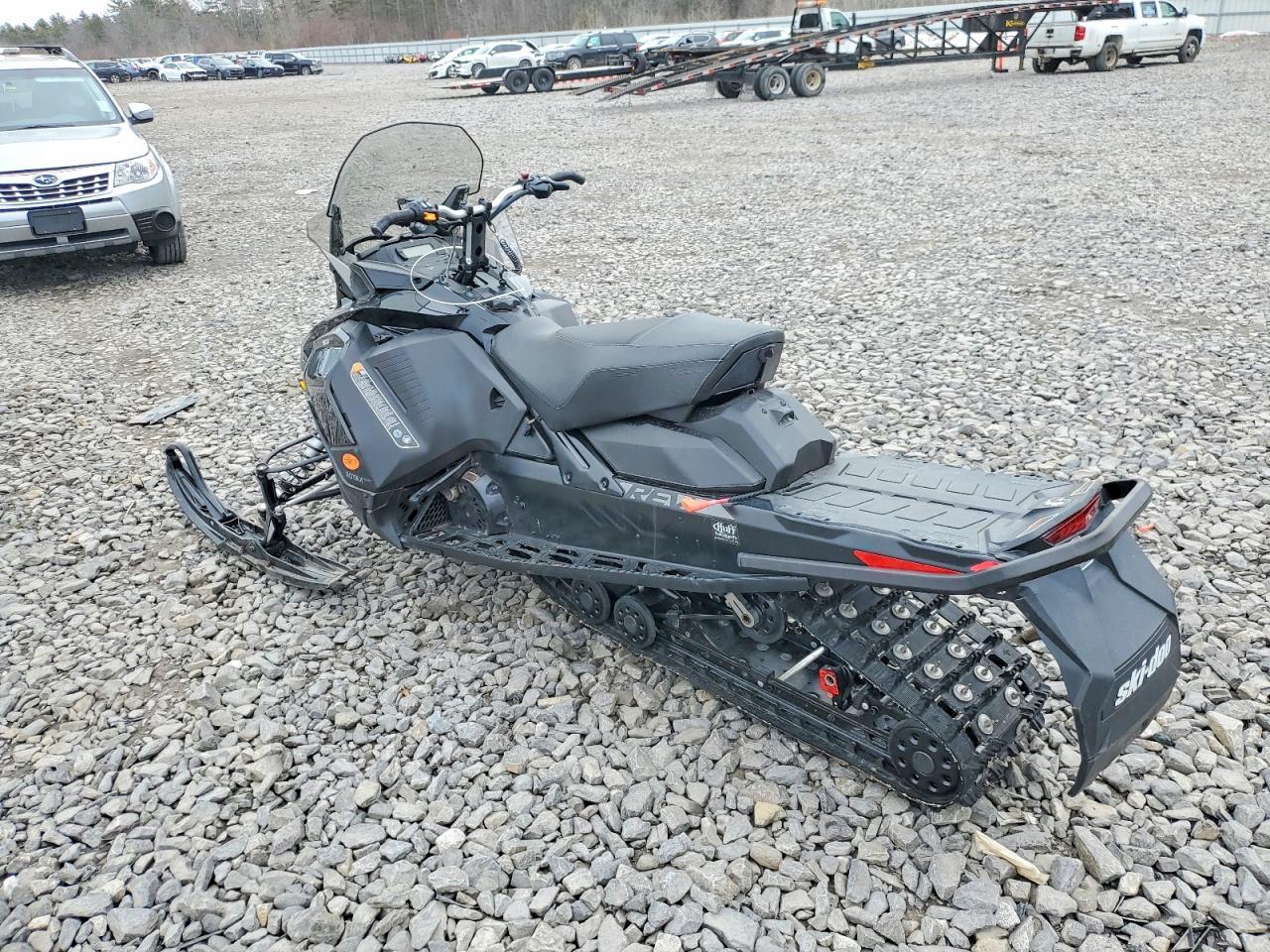 2020 Skidoo Renegade Adrenf