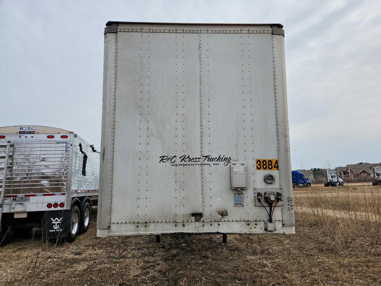 2016 Stoughton DRY Van Trailer