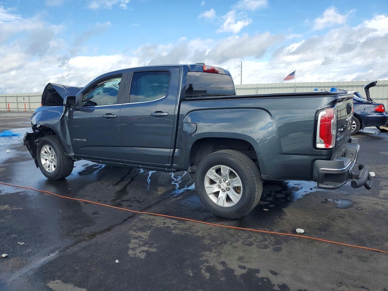 2017 GMC Canyon SLE